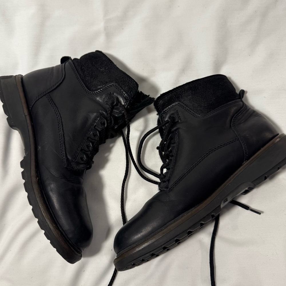 Italian Black Leather Combat Chunky Boots Lace-Up  7.5 38 Goth Grunge Biker Fall